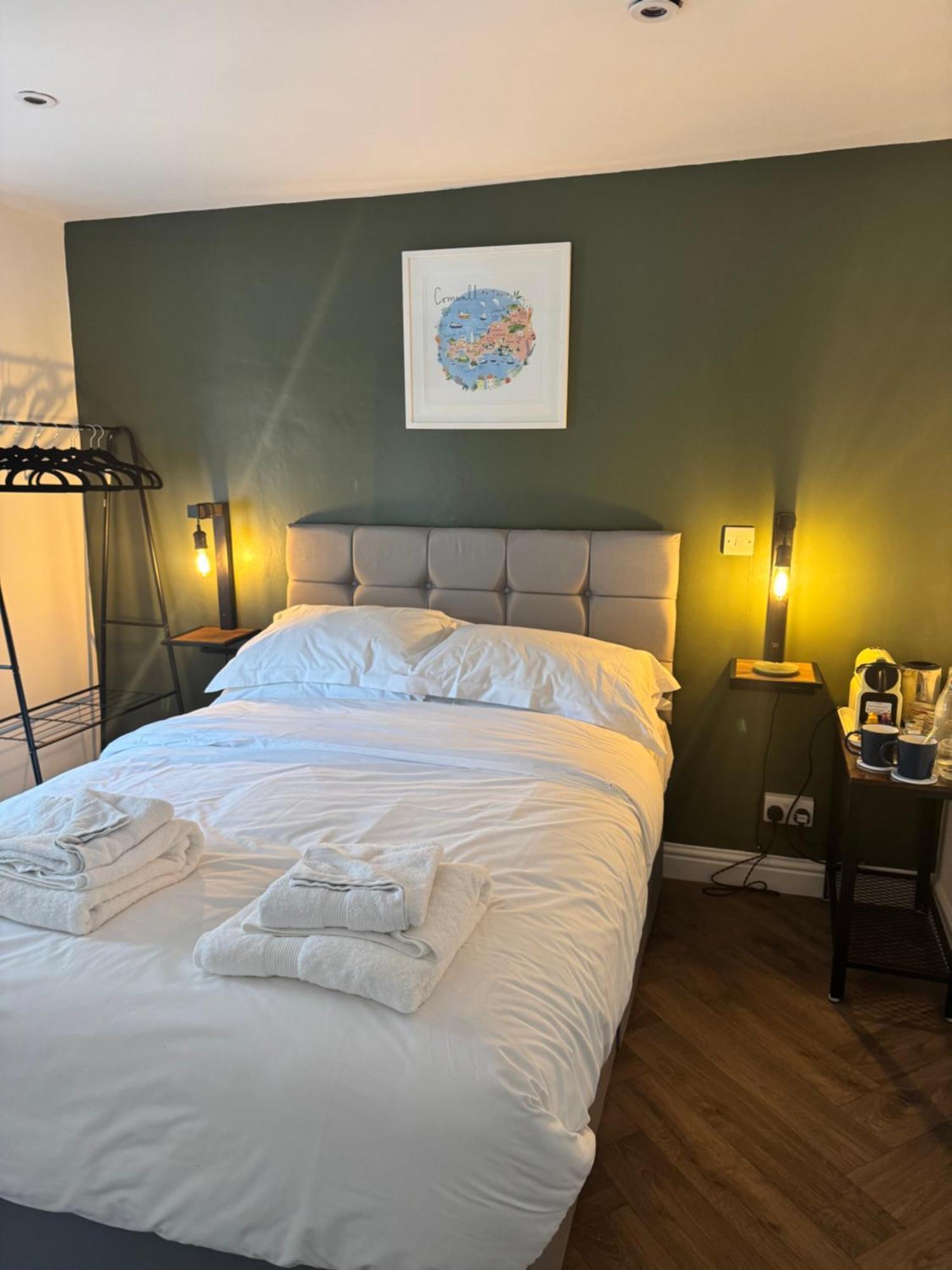 The London Inn Padstow Buitenkant foto